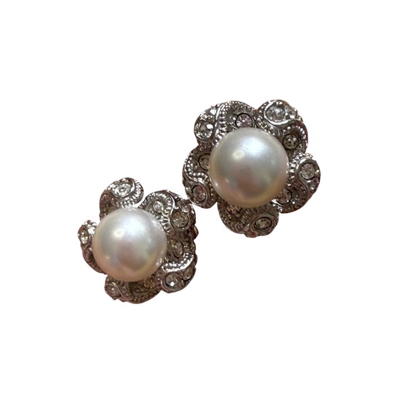 Nadri Jewelry - Nadri Flower Stud Earrings Silver Pearl Floral Crystal Classic Elegant